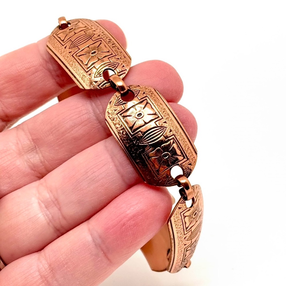 Vintage Copper Link Bracelet with Etched Floral Design - Picture 2 of 12